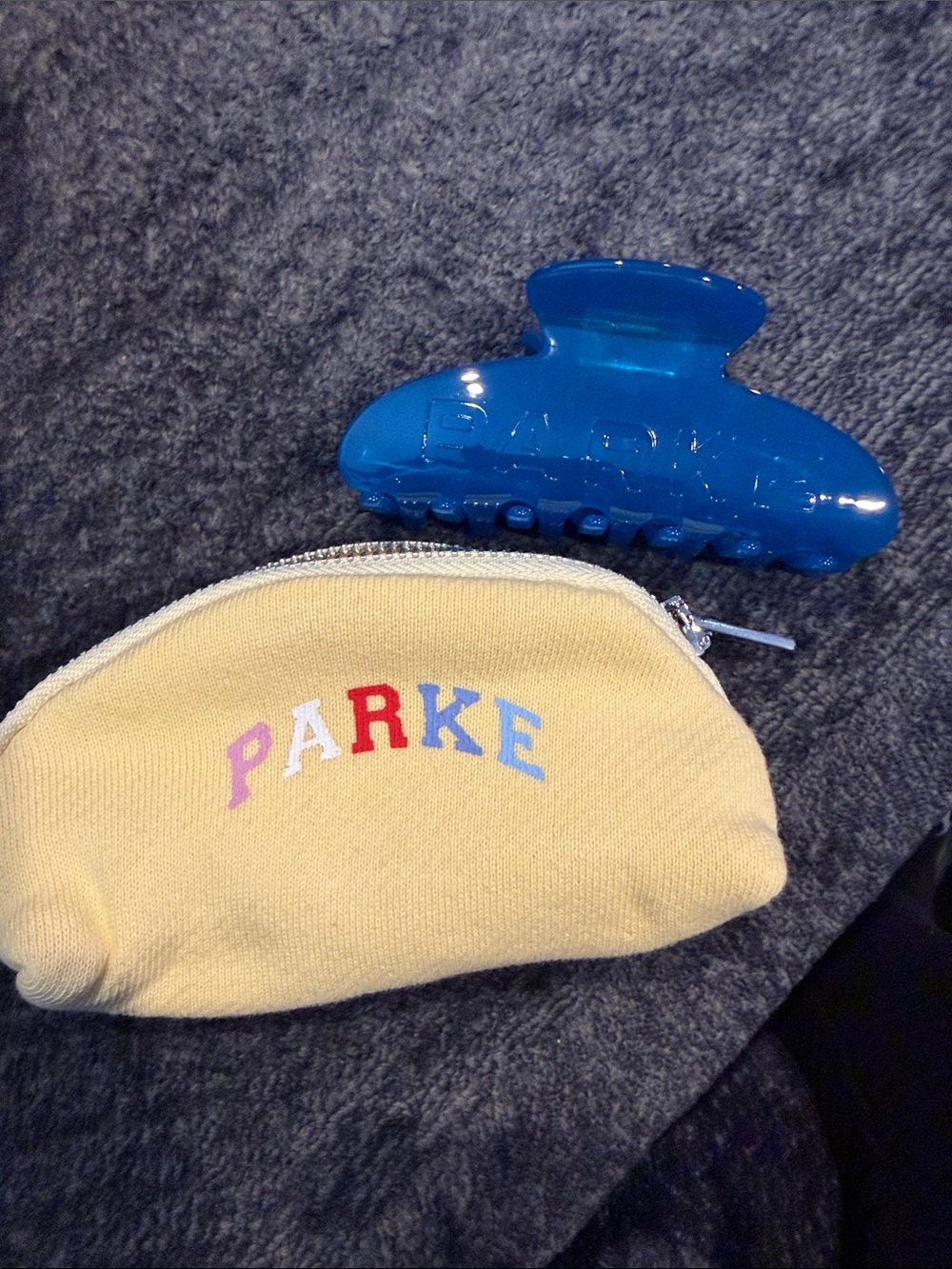 PARKE Yellow Pouch with Blue Hair Clip
